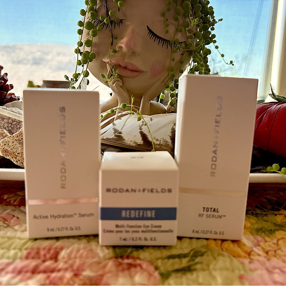 NIB💙Rodan + Fields💙MINI trío
